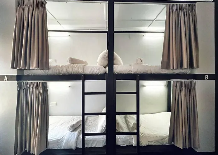 Bunk Puteh Homestay